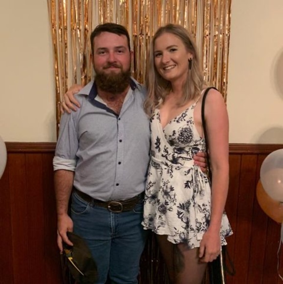 Meet your Posher, Jessica - Picture 1 of 1